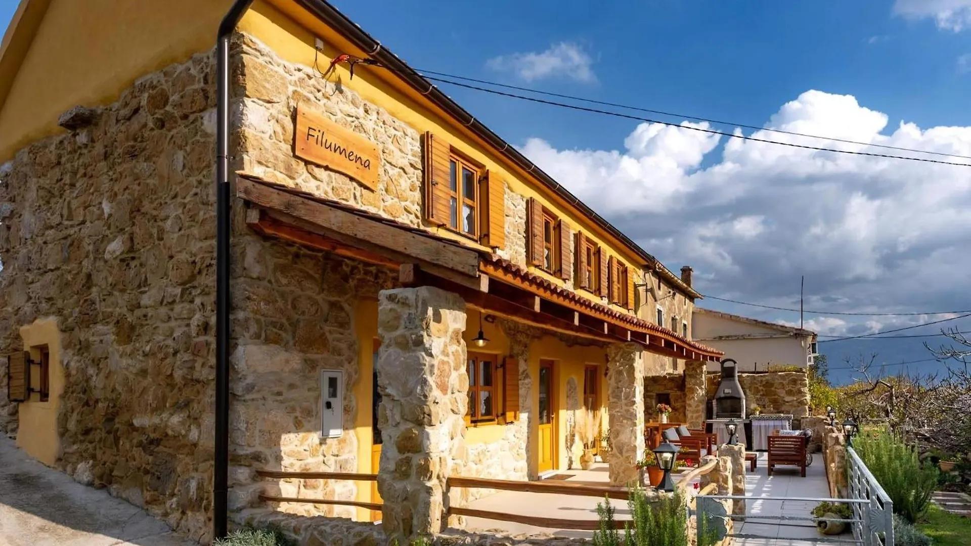 Apartment In Lopar Mit Garten, Grill Und Terrasse