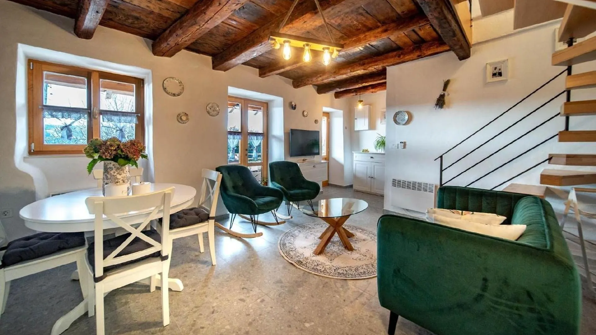 Apartment In Lopar Mit Garten, Grill Und Terrasse Croatia