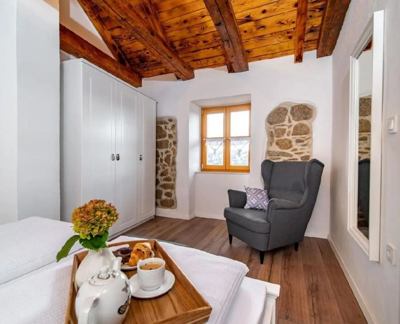 Apartment In Lopar Mit Garten, Grill Und Terrasse 0*,